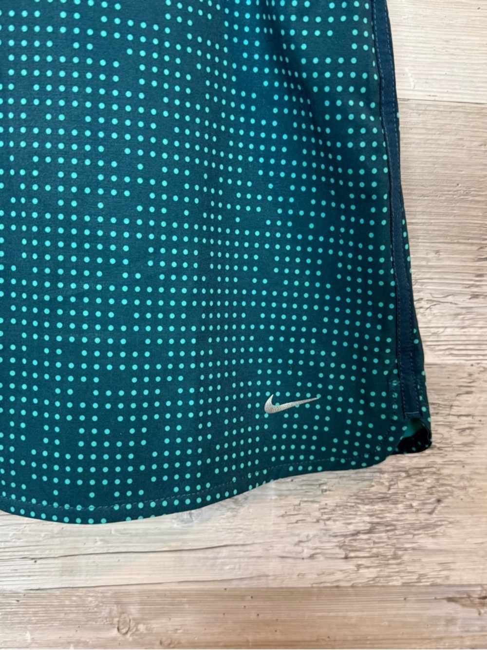 Nike Golf Tour Performance Dri-FIT Polka Dot Skort - Green/Black - Size S - Picture 4 of 10
